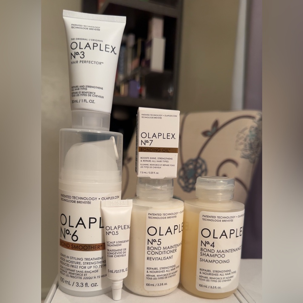 SOLD******OLAPLEX Set - Picture 2 of 2